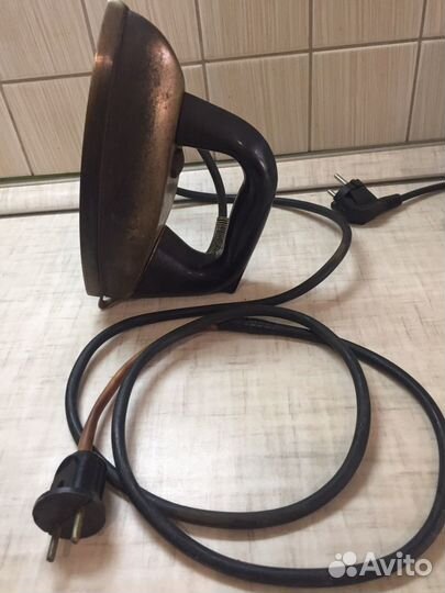 Утюг интерьерный