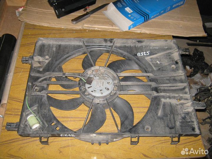 Вентилятор радиатора Opel Astra J GTC