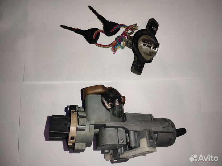 Замок зажигания Mazda 323, Familia BJ рест