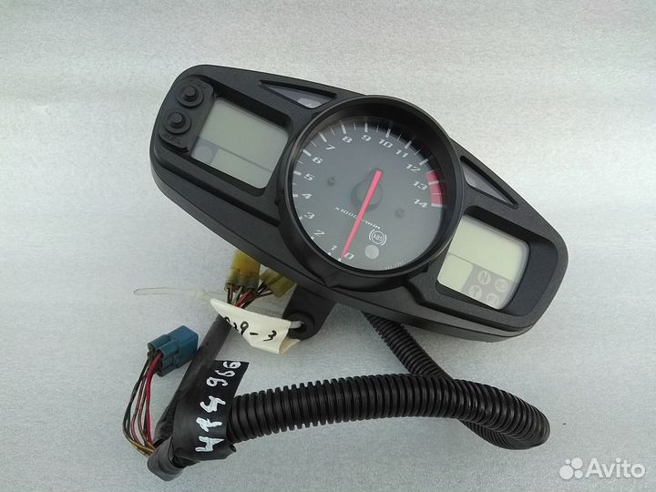 Панель приборов Suzuki GSR400