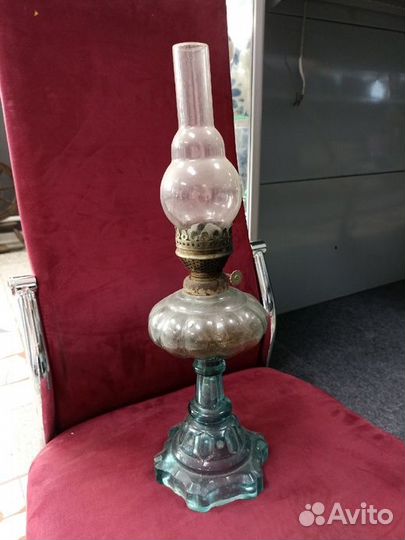 Лампа керосиновая старинная