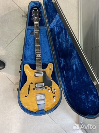 Полуакустическая электрогитара Yamaha SA50