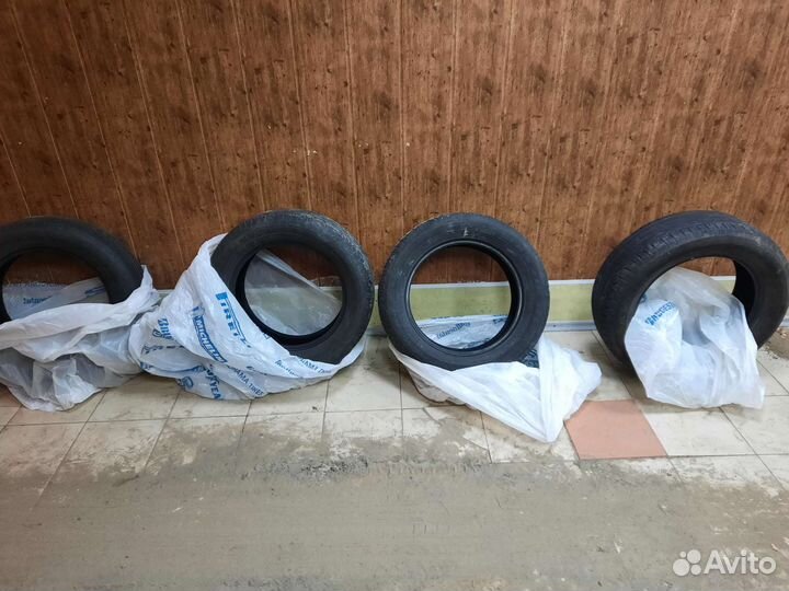 Maxxis UN-999 225/60 R17