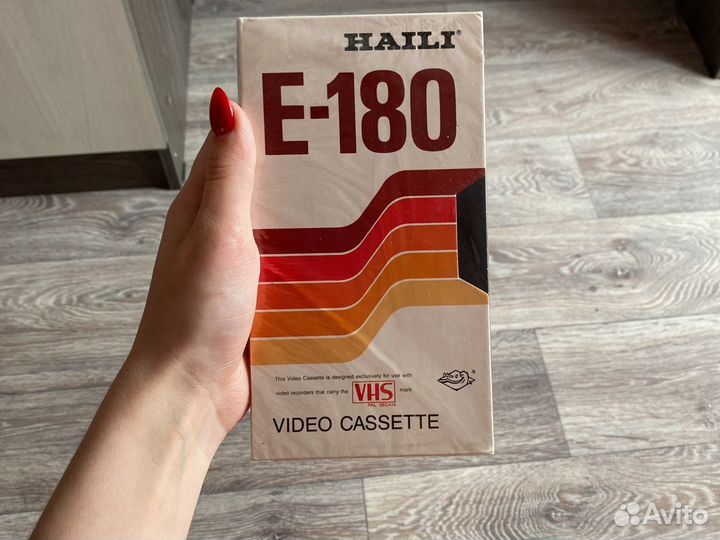 Чистые видеокассеты VHS (в плёнке)