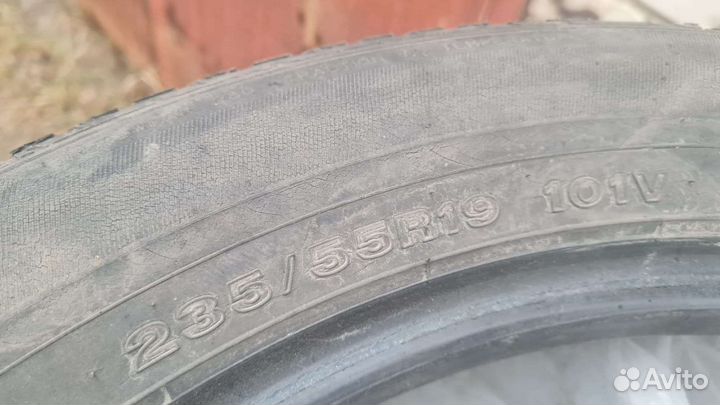 Dunlop SP Sport 270 235/55 R19