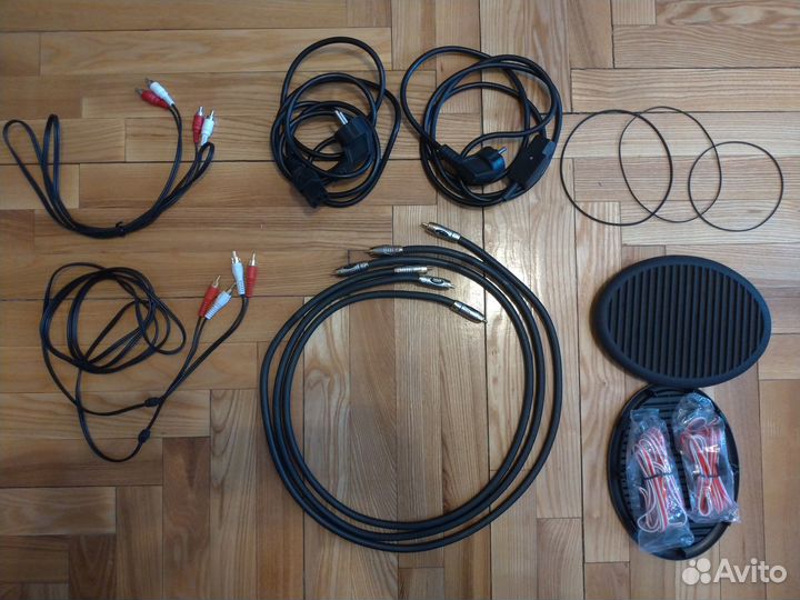 Аудио \ видео кабели Ixos rca 1м