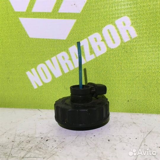 Крышка бачка тормозной жидкости Фольксваген Тран