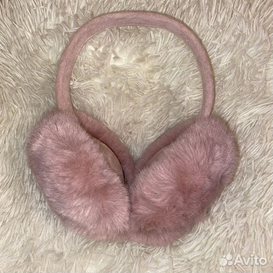 Подарок на Новый год теплые ушки