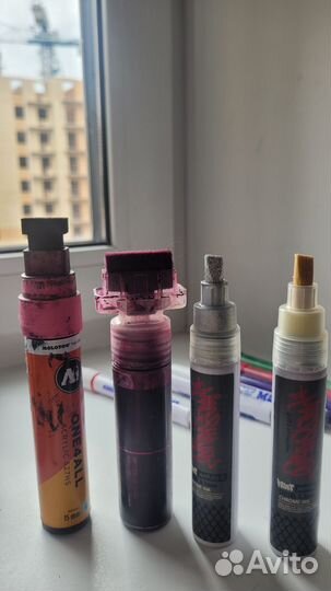 Набор граффити маркеров,сквизеров и заправок