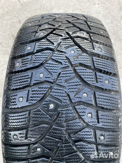Bridgestone Blizzak Spike-02 245/45 R18