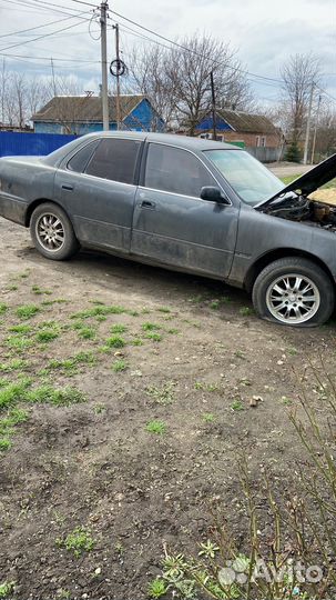 Двигатель каробка Тойота камри 2 л