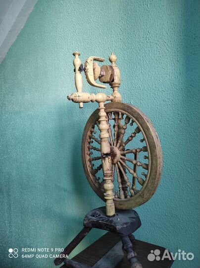 Прялка антикварная старинная деревянная