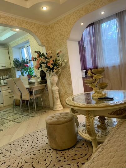 3-к. квартира, 65 м², 3/5 эт.