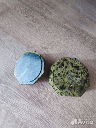 Малахитовая шкатулка