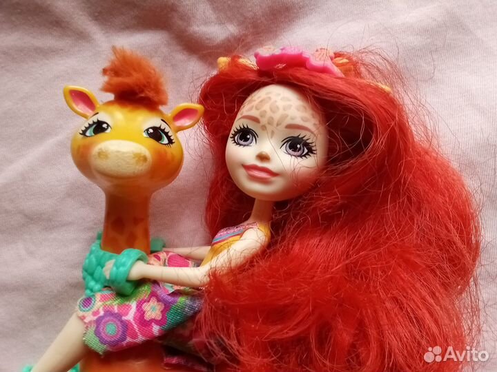 EnchanTimals Джиллиана на Жирафе
