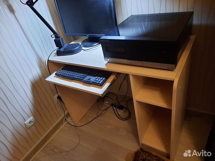 Компьютерный столик бу