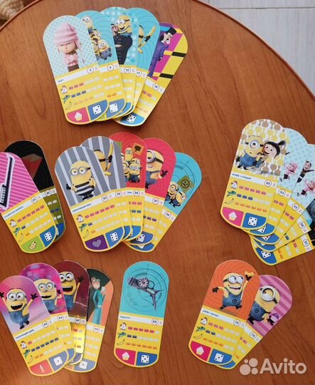 24 карточки с миньонами из Магнита