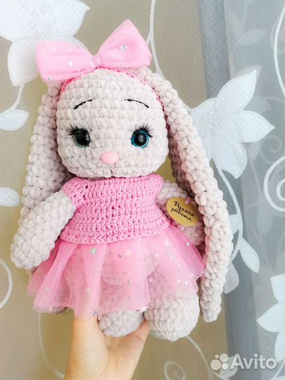 Вязаные плюшевые зайки