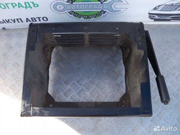 Тумба водительского сидения Peugeot Boxer 99г