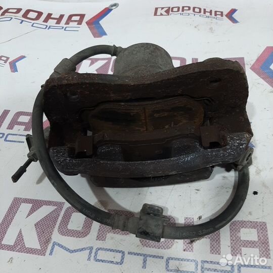 Суппорт передний правый hyundai sonata NF