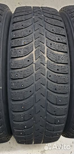 Bridgestone Ice Cruiser 5000 235/65 R17 108T