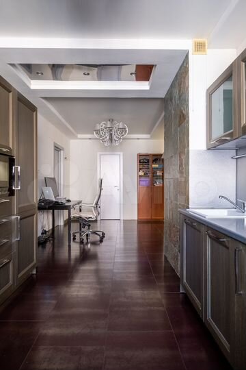 2-к. квартира, 65,2 м², 7/15 эт.