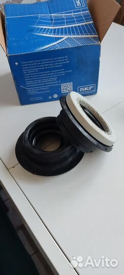 Подшипники опоры амортизатора SKF VKD35038T