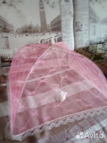 Зонтик для защиты от насекомых пищи