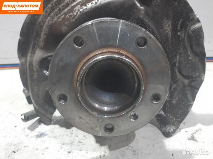 Кулак передний левый BMW 1 E87 2007