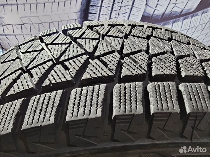 Bridgestone Blizzak DM-V2 265/60 R18