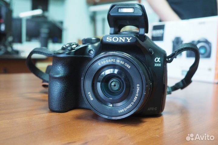Sony Alpha 3000 + selp1650