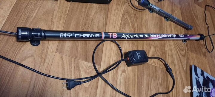 Погружная лампа для аквариума