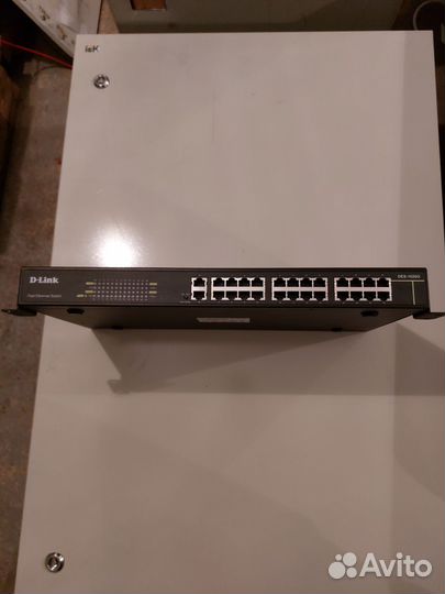 Коммутатор DLink