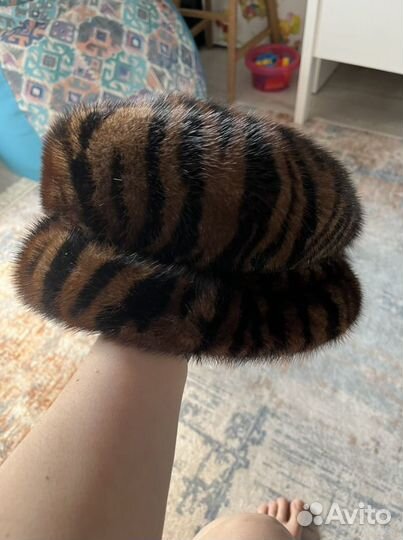 Шапка берет меховая