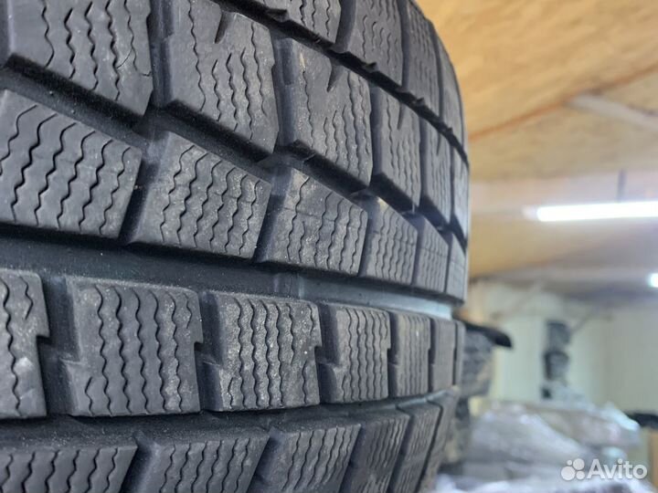 Dunlop Winter Maxx 215/55 R16