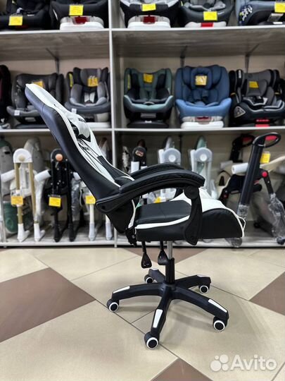 Игровое кресло компьютерное