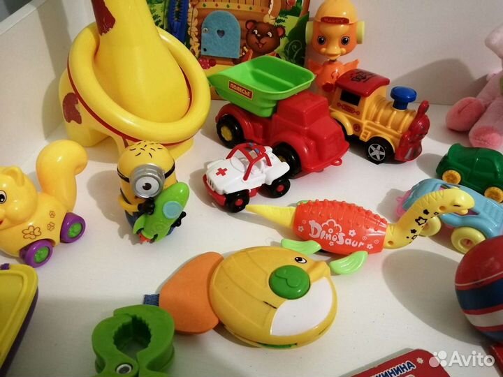 Детские игрушки для малышей пакетом