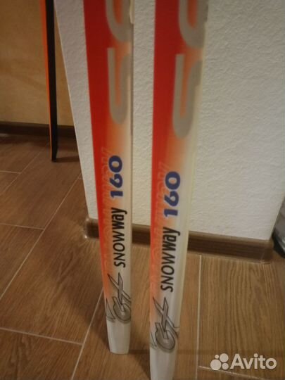 Беговые лыжи новые детские