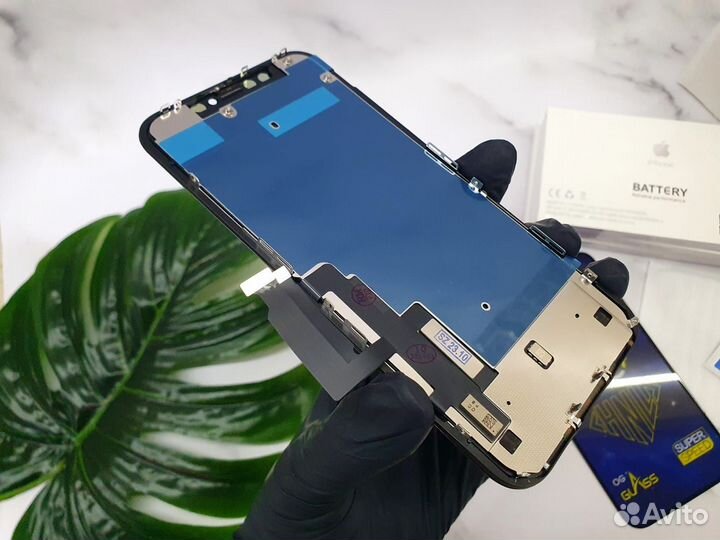 Дисплей на iPhone xr в корпусе 13 14 15 про