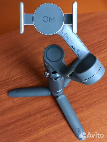 DJI Osmo Mobile 6 + твёрдый чехол