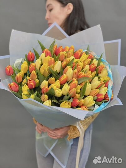 Букет 101 Тюльпан в матовой бумаге