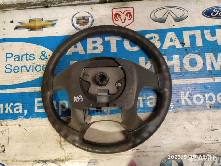 Руль Nissan Maxima A33 00-06