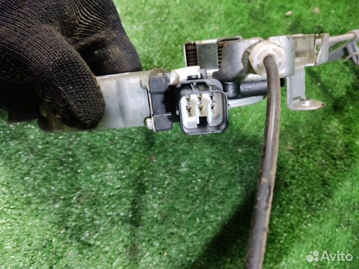 Стеклоподъемник задний левый Mitsubishi Lancer 9