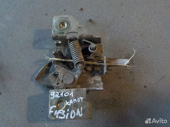 Замок капота Ford Fusion