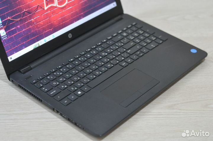 Быстрый ноутбук HP SSD