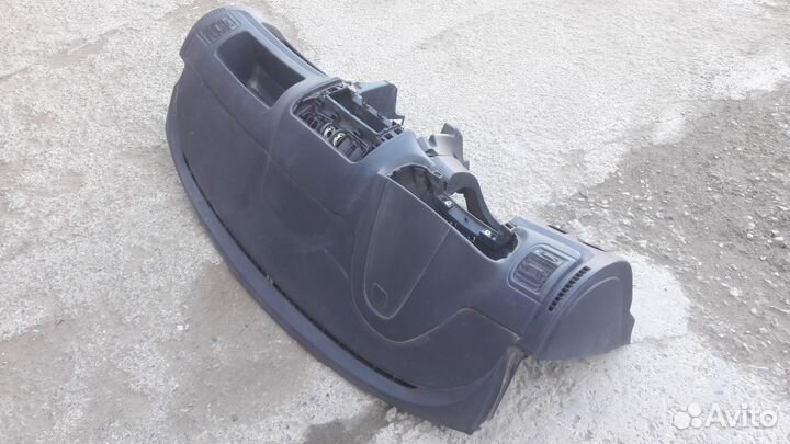 Skoda Fabia - торпедо