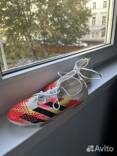 Бутсы adidas predator freak