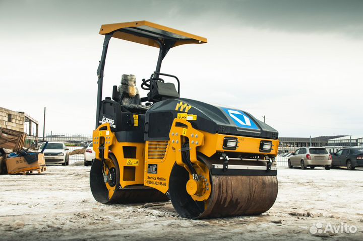 Дорожный каток XCMG XMR303, 2023