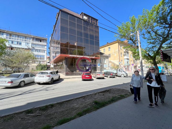 Офис, бьютиуслуги, 36 кв.м