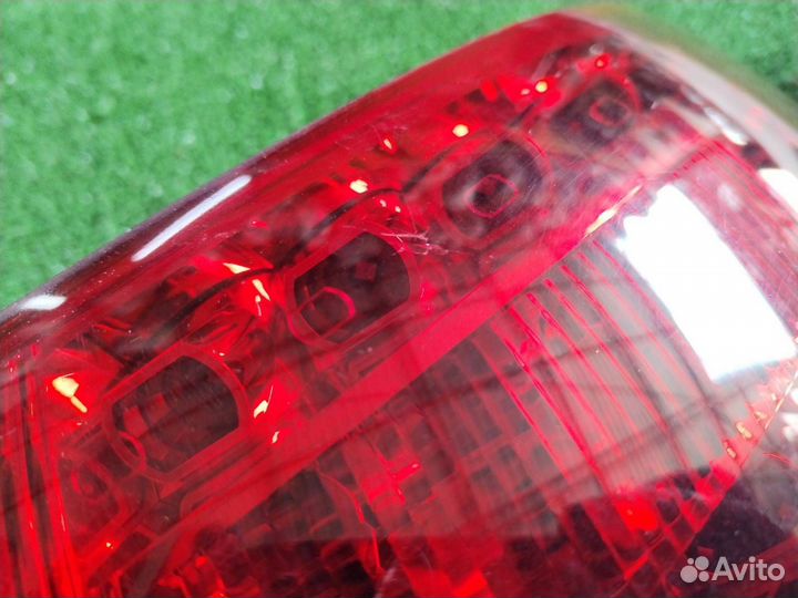 Стоп-сигнал правый Audi A6 C6